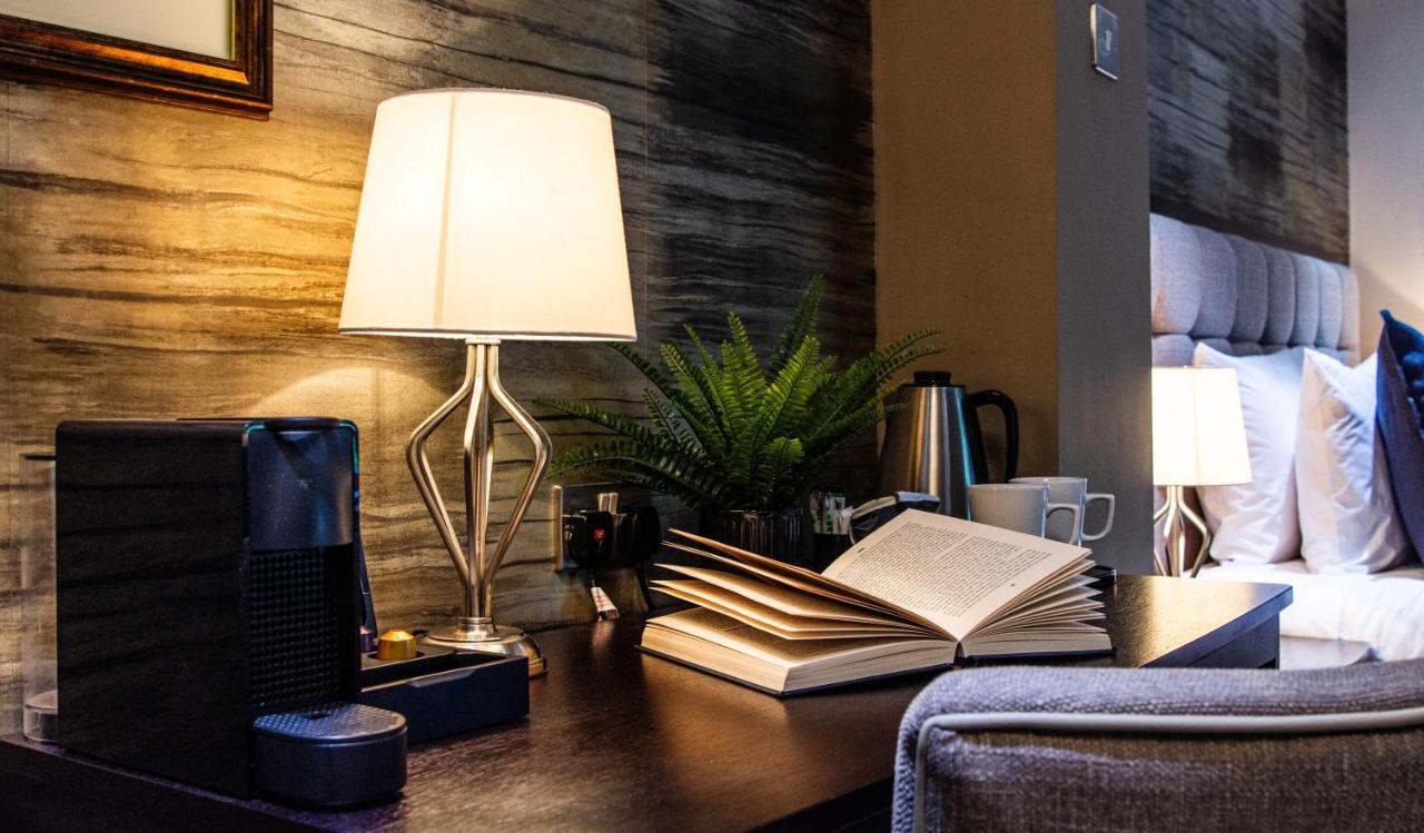 יאוביל Eton House - Self Check-In, Ensuite Rooms & Self-Catering Studios מראה חיצוני תמונה