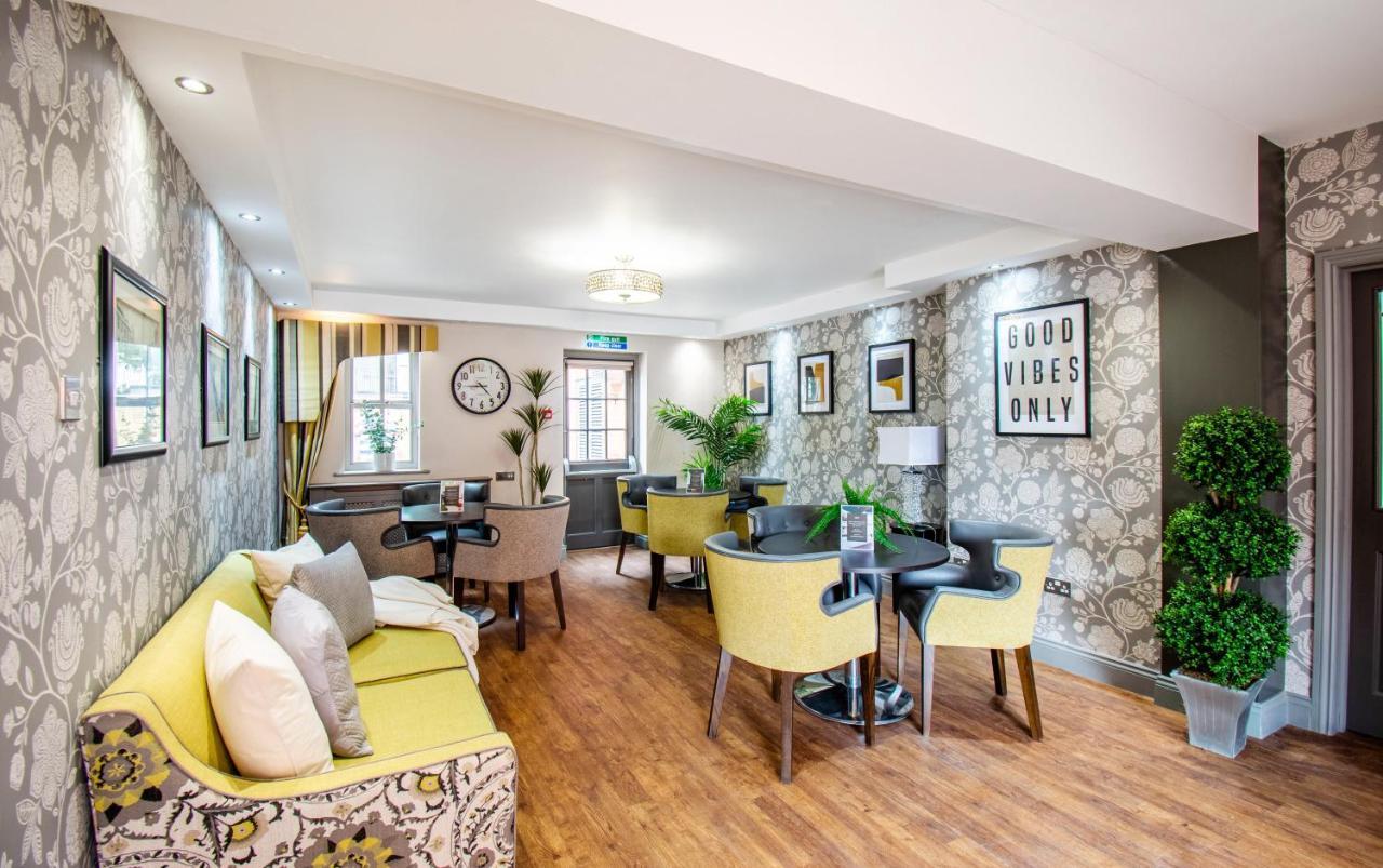 יאוביל Eton House - Self Check-In, Ensuite Rooms & Self-Catering Studios מראה חיצוני תמונה
