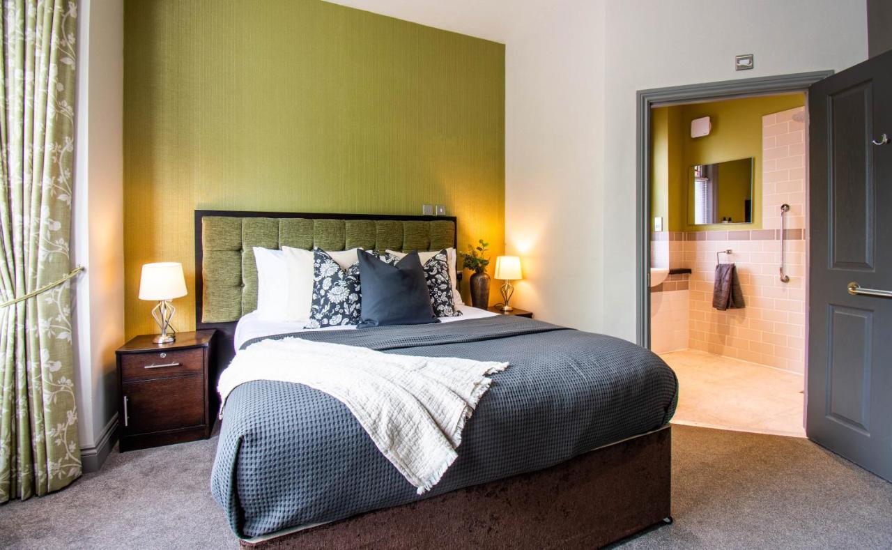 יאוביל Eton House - Self Check-In, Ensuite Rooms & Self-Catering Studios מראה חיצוני תמונה