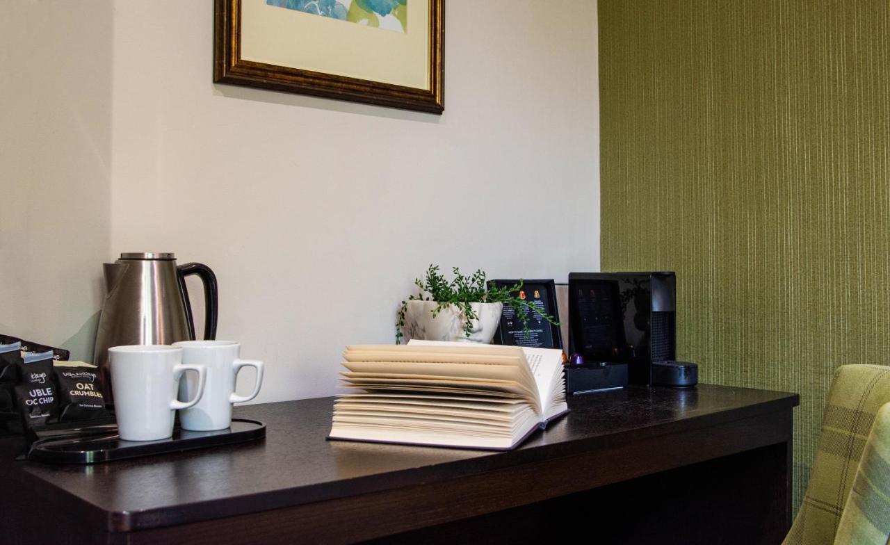 יאוביל Eton House - Self Check-In, Ensuite Rooms & Self-Catering Studios מראה חיצוני תמונה