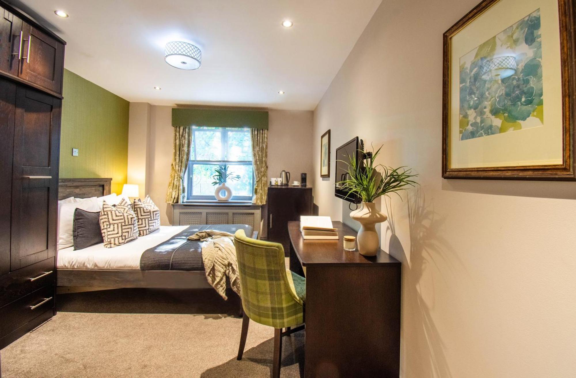 יאוביל Eton House - Self Check-In, Ensuite Rooms & Self-Catering Studios מראה חיצוני תמונה