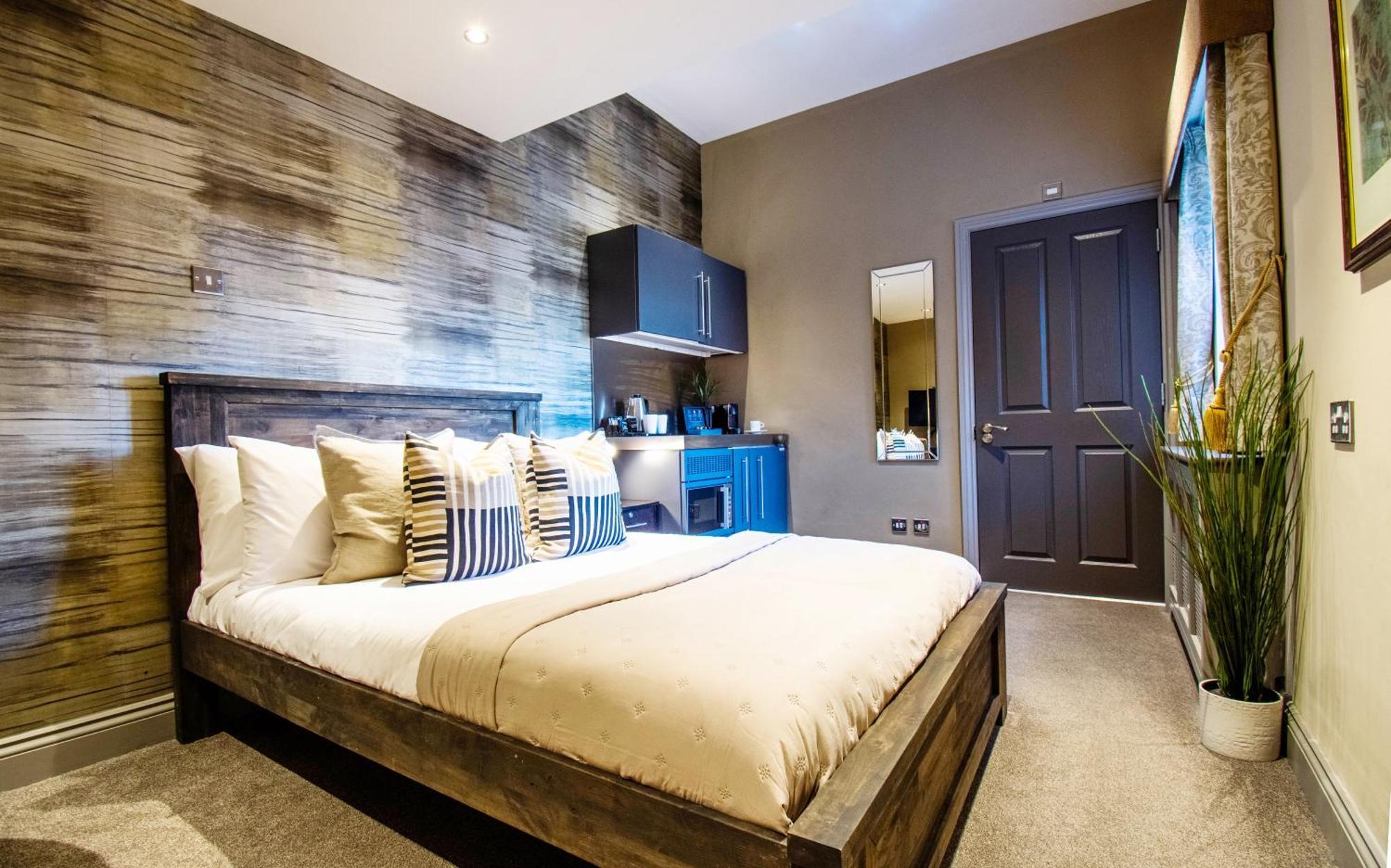 יאוביל Eton House - Self Check-In, Ensuite Rooms & Self-Catering Studios מראה חיצוני תמונה