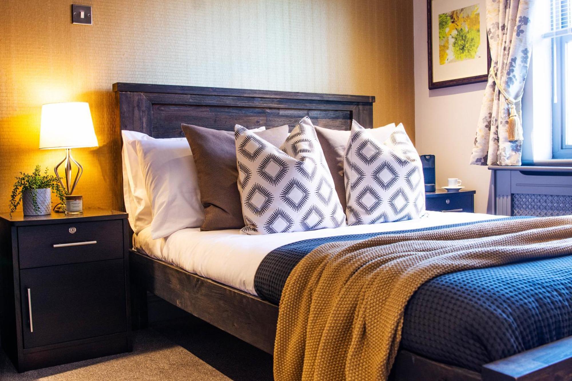יאוביל Eton House - Self Check-In, Ensuite Rooms & Self-Catering Studios מראה חיצוני תמונה