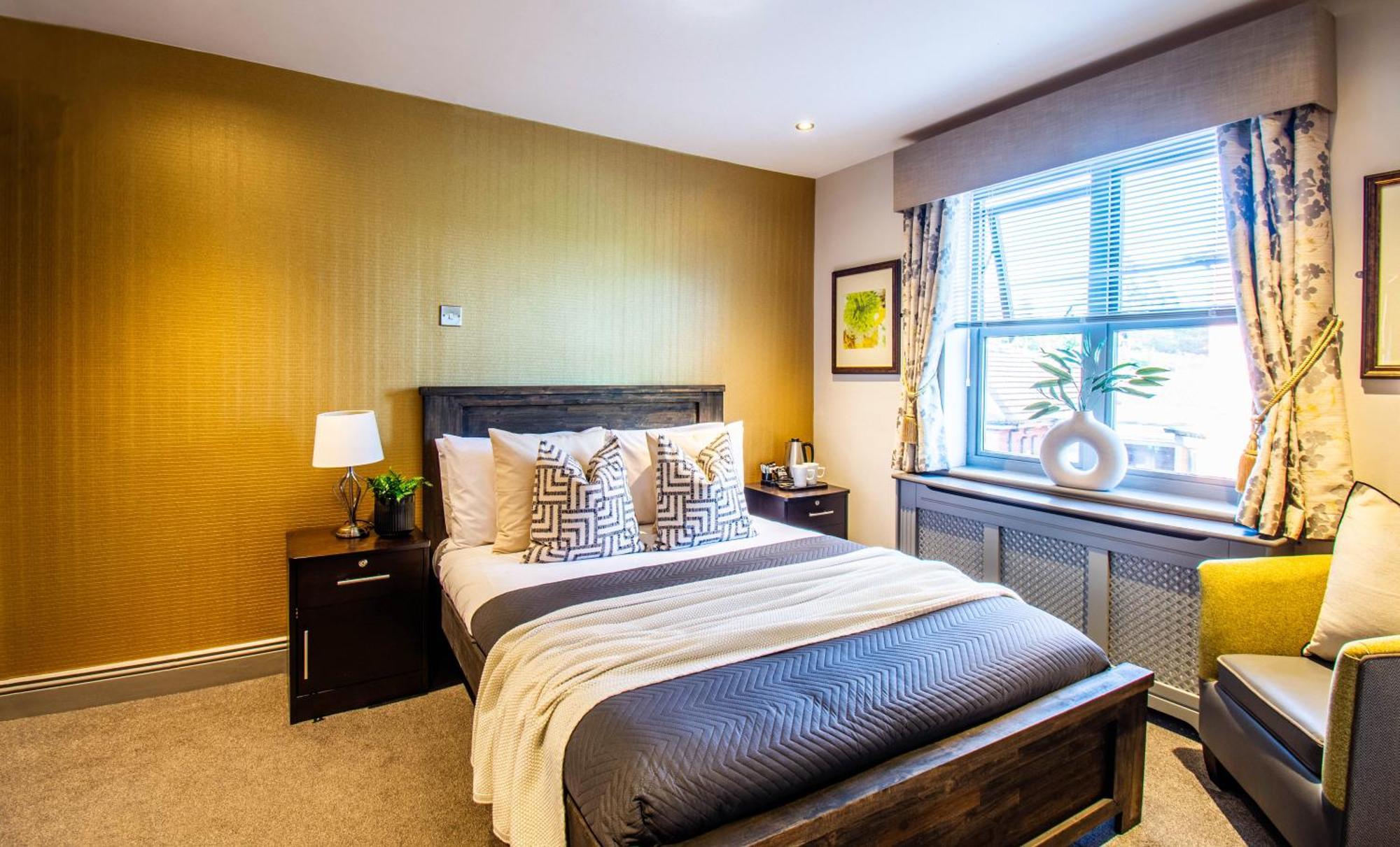 יאוביל Eton House - Self Check-In, Ensuite Rooms & Self-Catering Studios מראה חיצוני תמונה